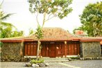 The Nalaya Hotel & Resto