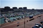 BizStay Harbour I Scheveningen Apartments