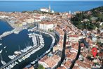One-Bedroom Apartment in Piran