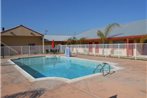 Southern Inn and Suites Pearsall