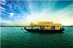 Sreekrishna Houseboat C/o Sreekrishna ayurveda Panchakarma Centre