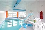 Grosses Poolhaus mit Sauna und Whirlpool in Friedrichskoog Spitze Strandpark 17