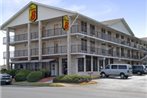 Super 8 by Wyndham Manassas