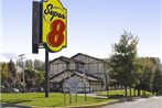 Super 8 by Wyndham Stroudsburg