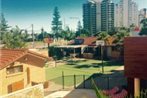 Maxmee Resort (formally Surfers Paradise Backpackers)