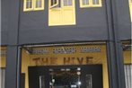 The Hive Singapore Hostel