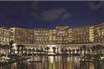 The Ritz-Carlton Abu Dhabi, Grand Canal