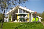 Three-Bedroom Holiday home in Otterndorf 13