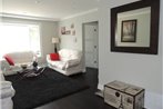 Toronto Vacation Home Rentals - Luxury Two Bedroom Apartment Toronto