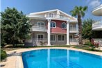 3-Bedroom Villa By The Pool