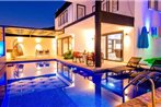 Han - 1 Bedroom Honeymoon Villa in Kalkan