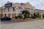 Travelodge by Wyndham Fort Myers