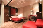 Tria Business & Boutique Hotel