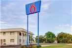 Motel 6 Waco - Lacy Lakeview