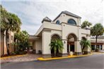 Days Inn & Suites by Wyndham Orlando Airport