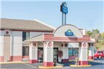 Days Inn & Suites by Wyndham Youngstown / Girard Ohio