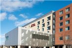 Hampton Inn & Suites Grand Rapids Downtown