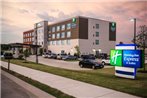 Holiday Inn Express & Suites Ruston