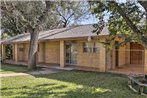 Laredo Guest Home with Yard-4 Mi to Lake Casa Blanca