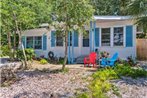 Lush Siesta Key Cottage - 4 Blocks to Main St!