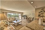 Siesta Key Condo with Balcony - Walk to Beach and Bay!