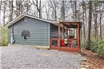 Quaint Smoky Mtn Cabin - 4 Mi to Dtwn Gatlinburg!