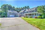 Superb 3-Story Kennebunk Home - half Mi to Beach!