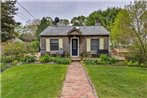 Cute East Hampton Cottage with Patio - Walk to Beach