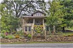 Historic Hardy House on Main Street with Fire Pit!