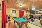 Hidden Hideaway Cozy Cabin with Deck and Pool Table