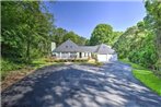 Evolve Charming E Falmouth House 4 Mi to Beach!