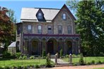 Gifford-Risley House Bed and Breakfast