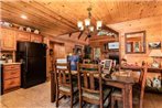 Log cabin with hot tub! Caribou Canyon Lodge!