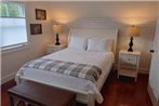 Carriage House 2 bdrm at Camellia Cottages in historic Summerville