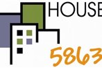 House 5863- Chicago's Premier Bed and Breakfast