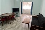 2 bedroom apartment center