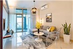 Saigon Luxury Corner Suite in District 1