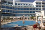 Vrissaki Beach Hotel