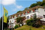 Waldhotel Wiesemann Und Appartmenthaus Seeschwalbe Am Edersee