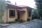 Simple Holiday Home in Castiglioncello with Garden