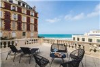 Seafront Apartment with large Terrace and Parking in Biarritz