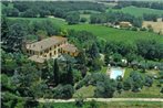 Lovely Farmhouse in Todi with Swimming Pool