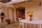 Cozy cottage in Vaires-sur-Marne with Garden