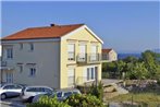 Apartments by the sea Povile