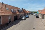 Charming cottage in Westkapelle with perfect location