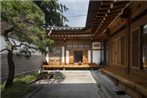 Xiwoo Hanok Guesthouse