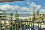 Syrenuse 22 - 3 BDRM Oceanview Apt on Esplanade