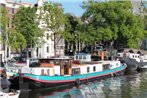 A358 Amstel - B&B on a Houseboat