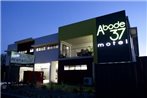 Abode37 Motel Emerald