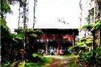 Aloha Crater Lodge and Lava Tube Tours